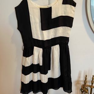 Alice + Olivia Dress